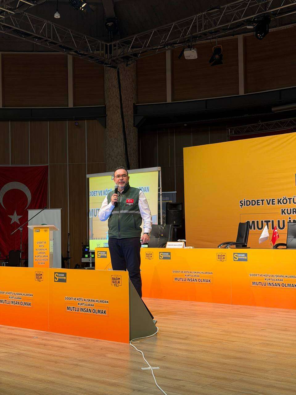 Bodrum’da “Mutlu İnsan Olmak” Paneline Yoğun İlgi 5